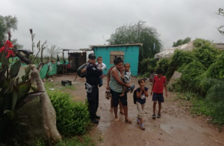 Inicia en Cajeme el traslados a albergues por huracán «Lorena»