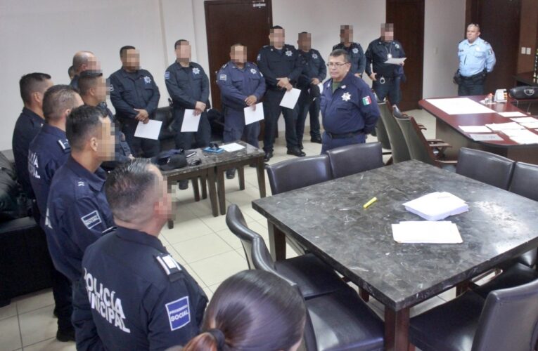 Reconocen a 15 policías de Cajeme