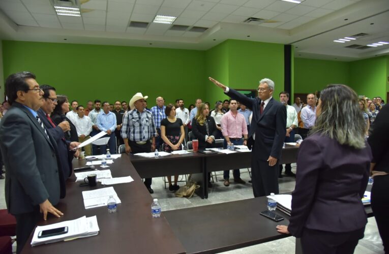 TOMÓ PROTESTA SAÚL BENÍTEZ COMO SECRETARIO DEL AYUNTAMIENTO