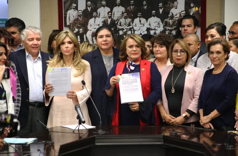 Presenta Gobernadora iniciativa “Ley Olimpia de Sonora” para castigar el ciberacoso a Mujeres