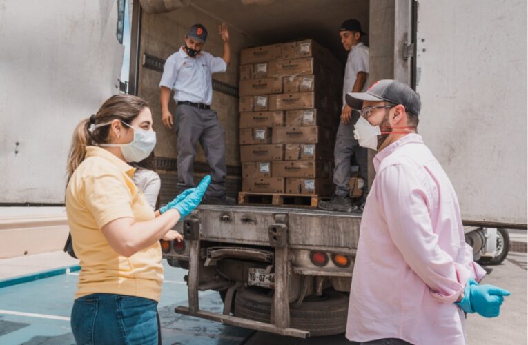 Reciben DIF Sonora y Sedesson donación de alimento para familias vulnerables