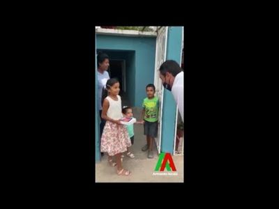 ENTREGA DIPUTADO ARMANDO ALCALÁ TABLETS A ESTUDIANTES DE EDUCACIÓN BÁSICA PARA CLASES VIRTUALES