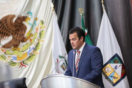 Garantizan trato digno a enfermos terminales con Decreto de Salud