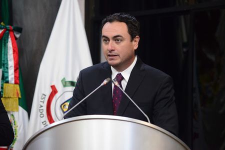 LLEVARÁ ARMANDO ALCALÁ TEMA DE RECUPERACIÓN DE ESCUELAS AL CONGRESO DEL ESTADO