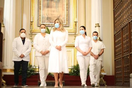 Reconoce Gobernadora Pavlovich a personal del sector salud por su entrega durante la pandemia