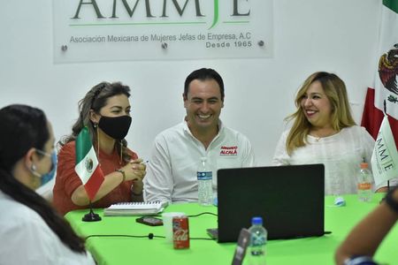 SEGUIRÁ IMPULSANDO ARMANDO ALCALÁ A LAS MICRO, PEQUEÑAS Y MEDIANAS EMPRESAS