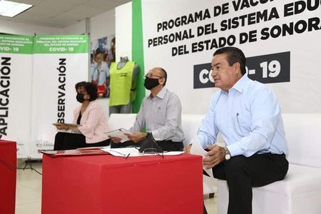 INICIA ESTE MARTES VACUNACIÓN CONTRA COVID-19 A PERSONAL EDUCATIVO: VÍCTOR GUERRERO
