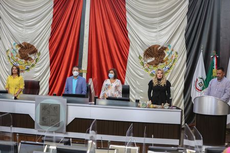 Presentan posicionamientos por Día del Socorrista y muerte de líder social