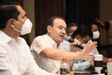Alfonso Durazo anuncia que en breve iniciará el proceso de entrega-recepción del nuevo gobierno.