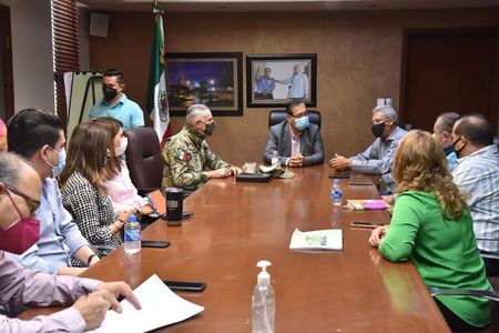 ESTABLECE GABINETE COVID MEDIDAS PREVENTIVAS PARA EVITAR CONTAGIOS Y REGRESAR A SEMÁFORO VERDE