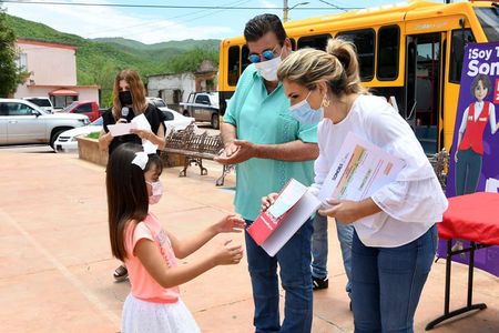 En la gira de trabajo número 500 por Sonora, gobernadora Pavlovich entrega apoyos en comunidades de la sierra