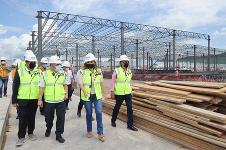 Constata Gobernadora Pavlovich avance de obra de Stanley Black & Decker que iniciará operaciones en diciembre