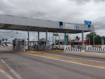 «LAS CASETAS DE COBRO NO AFECTAN AL DESARROLLO DEL SUR DE SONORA»: JAVIER LAMARQUE