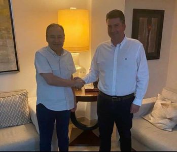 MANTIENE ANUR ACERCAMIENTO CON GOBIERNO DE SONORA