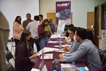 OFERTAN MÁS DE 300 PUESTOS DE TRABAJO EN PRIMERA FERIA REGIONAL DEL EMPLEO