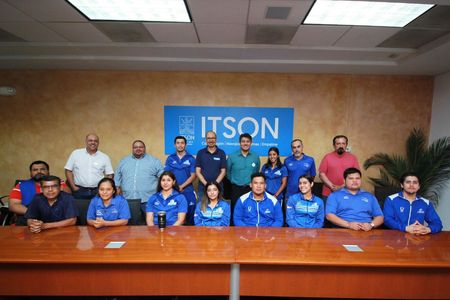 Reciben autoridades ITSON a deportistas rumbo a eventos internacionales