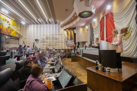 Garantizará Estado protección de madres trabajadoras, niñas y niños