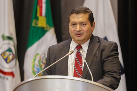 Prohibirán al Gobernador otorgar pensiones que no cumplan con Ley