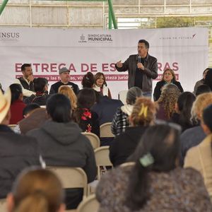 OTORGA GOBIERNO MUNICIPAL TÍTULOS DE PROPIEDAD A FAMILIAS DE LA COLONIA BELTRONES