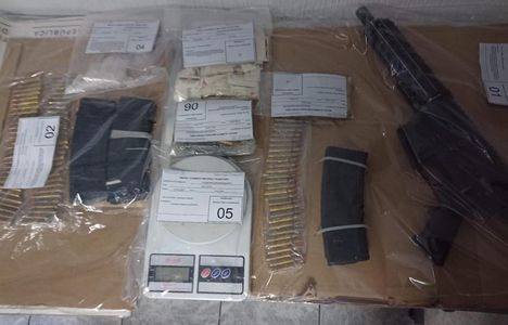 LOGRA SSPM Y MARINA CAPTURA DE 3 SUJETOS CON DROGAS, ARMA DE FUEGO Y VEHÍCULOS