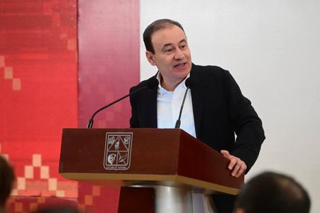 Carreteras concesionadas serán fuente de recursos para más infraestructura en Sonora: gobernador Alfonso Durazo