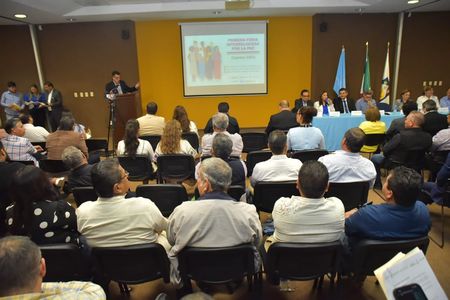 PARTICIPA ALCALDE EN PRIMERA FERIA INTERRRELIGIOSA POR LA PAZ