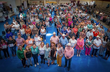 Gobierno de Sonora apoya a más de mil mujeres emprendedoras jefas de familia con más de 18 mdp