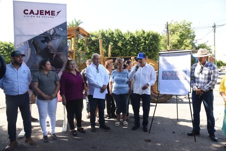 JAVIER LAMARQUE SIN DEJAR DE TRABAJAR: ARRANCA OBRA DE REHABILITACIÓN DE CALLES 6 DE ABRIL Y NIÑOS HÉROES