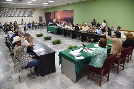 MEJORAN FINANZAS MUNICIPIO Y PARAMUNICIPALES