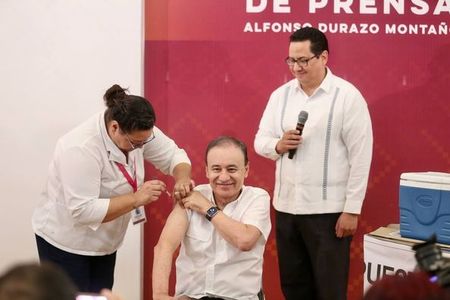 Inicia Gobierno de Sonora campaña invernal de vacunación 2023-2024