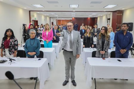 Rinden protesta ante Congreso de Sonora magistrados del TJA y STJ