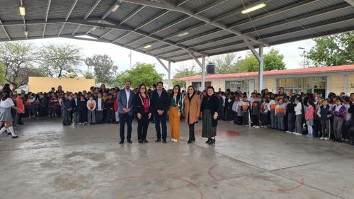 Se suman escuelas de nivel básico a conmemoración del 40 aniversario de la SEC