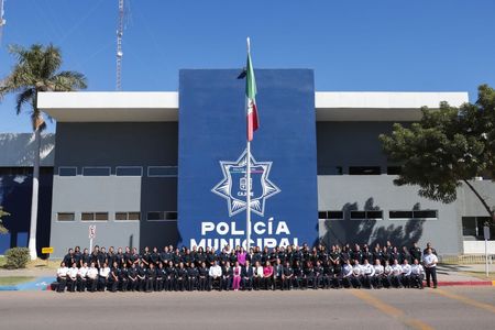 BRINDAN CURSO SOBRE “MUJERES QUE INSPIRAN MUJERES QUE ME ENSEÑAN