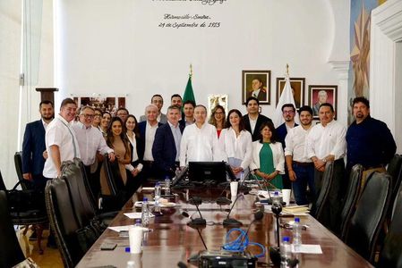 Presenta Gobierno de Sonora Proyecto de Energía Sostenible a Delegación de la Cámara de Comercio e Industria Franco-Mexicana