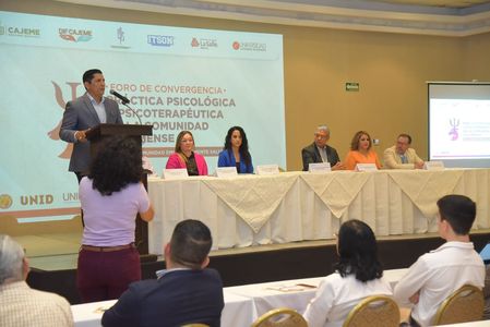 Inaugura alcalde foro de convergencia, práctica psicológica y psicoterapéutica en Cajeme