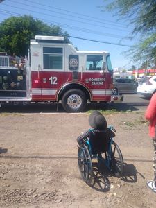 BOMBEROS DE CAJEME CUMPLEN SUEÑO DE JOSUÉ