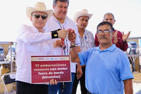 Llevan Gobernador Durazo y Conapesca atención integral a familias Yaquis con abandono histórico