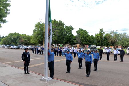 FORTALECE POLICÍA MUNICIPAL DISCIPLINA CON DIFUSIÓN DE PATRIOTISMO