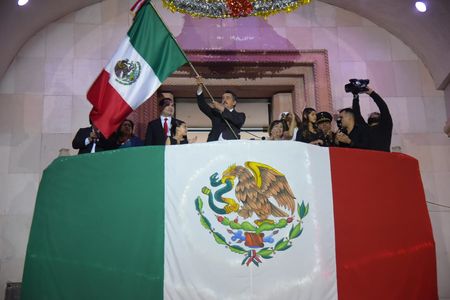 ENCABEZA ALCALDE LAMARQUE CANO CEREMONIA 214 DEL GRITO DE INDEPENDENCIA