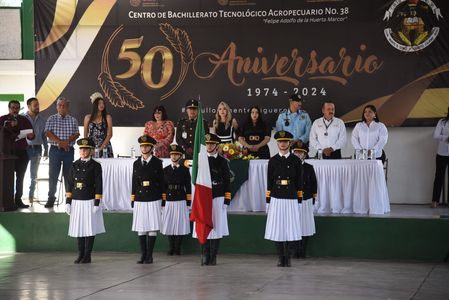 RECONOCE AYUNTAMIENTO AL CENTRO DE BACHILLERATO TECNOLÓGICO Y AGROPECUARIO #38 POR SU 50 ANIVERSARIO