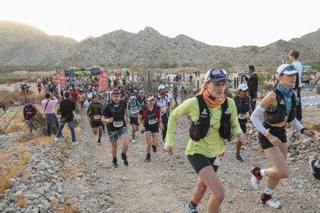 Arranca Gobierno de Sonora con éxito la tercera edición de la Gran Carrera del Desierto en Puerto Peñasco