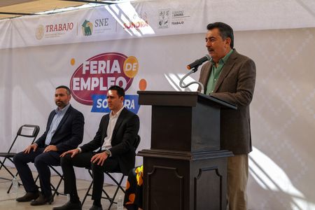 Impulsa ayuntamiento desarrollo económico y oportunidades para las y los cajemenses con feria de empleo