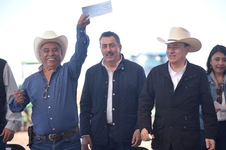 ACOMPAÑA JAVIER LAMARQUE AL GOBERNADOR ALFONSO DURAZO EN ARRANQUE DEL PLAN EMERGENTE DE RASTREO FITOSANITARIO EN CAJEME