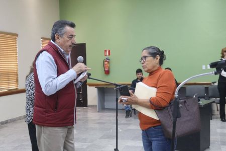 ATIENDE DIRECTAMENTE JAVIER LAMARQUE SOLICITUDES DE CAJEMENSES