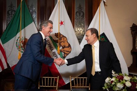 Gobernador Durazo y Gobernador Newsom firman acuerdo histórico para desarrollo sustentable binacional con California