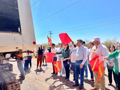 Javier Lamarque da banderazo de inicio en obra de rehabilitación vial al norte de Cajeme