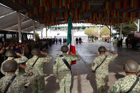 FOMENTA AYUNTAMIENTO DE CAJEME VALORES PATRIOS EN ESTUDIANTES DE SECUNDARIA Y PREPARATORIA A TRAVÉS DEL CONCURSO DE ESCOLTAS Y BANDAS DE GUERRA 2025