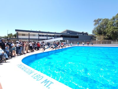 Entrega alcalde Javier Lamarque obra de remodelación de alberca olímpica del deportivo Álvaro Obregón
