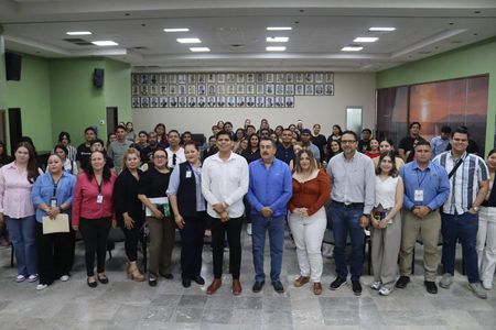 Recibe Javier Lamarque a nuevos integrantes del programa Jóvenes Construyendo el Futuro en  Cajeme