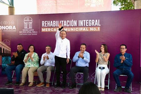 Rescate del Mercado Municipal es una realidad; Gobernador Durazo entrega instalaciones renovadas a locatarios